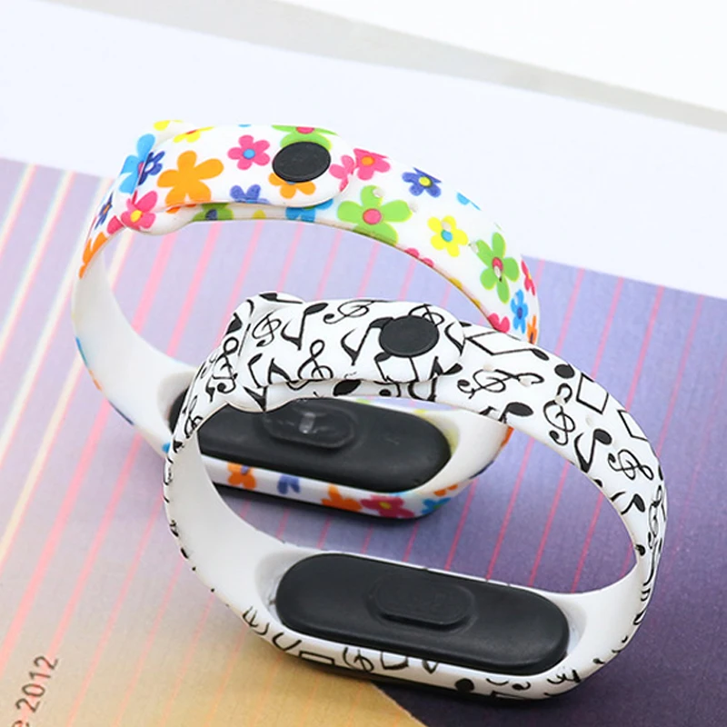 Cute Graffiti Strap For Mi Band 6 5 4 3 Strap Replacement Bracelet Universal Silicone Wrist Strap Colorful Flowers Watch Band