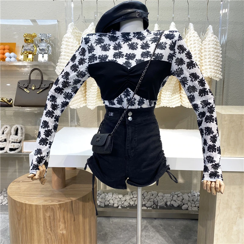 

New Brand Original Design 2021 Foreign Style Fashion Floral Top Versatile Splicing Velvet Bra Fake Two Slim T-shirts