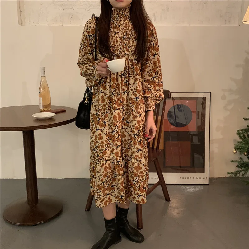 Maxi Dress Women 2021 Spring Retro Autumn Fallen Leaves Yellow Floral Dress Pleated High Neck Long Sleeves Printed Chiffon Dress