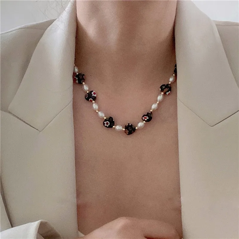 

Black Heart-shaped Glass Pearl Necklace Europe United States Temperament Personality Fashion Chain Of Clavicle Ms Girl Jewelry