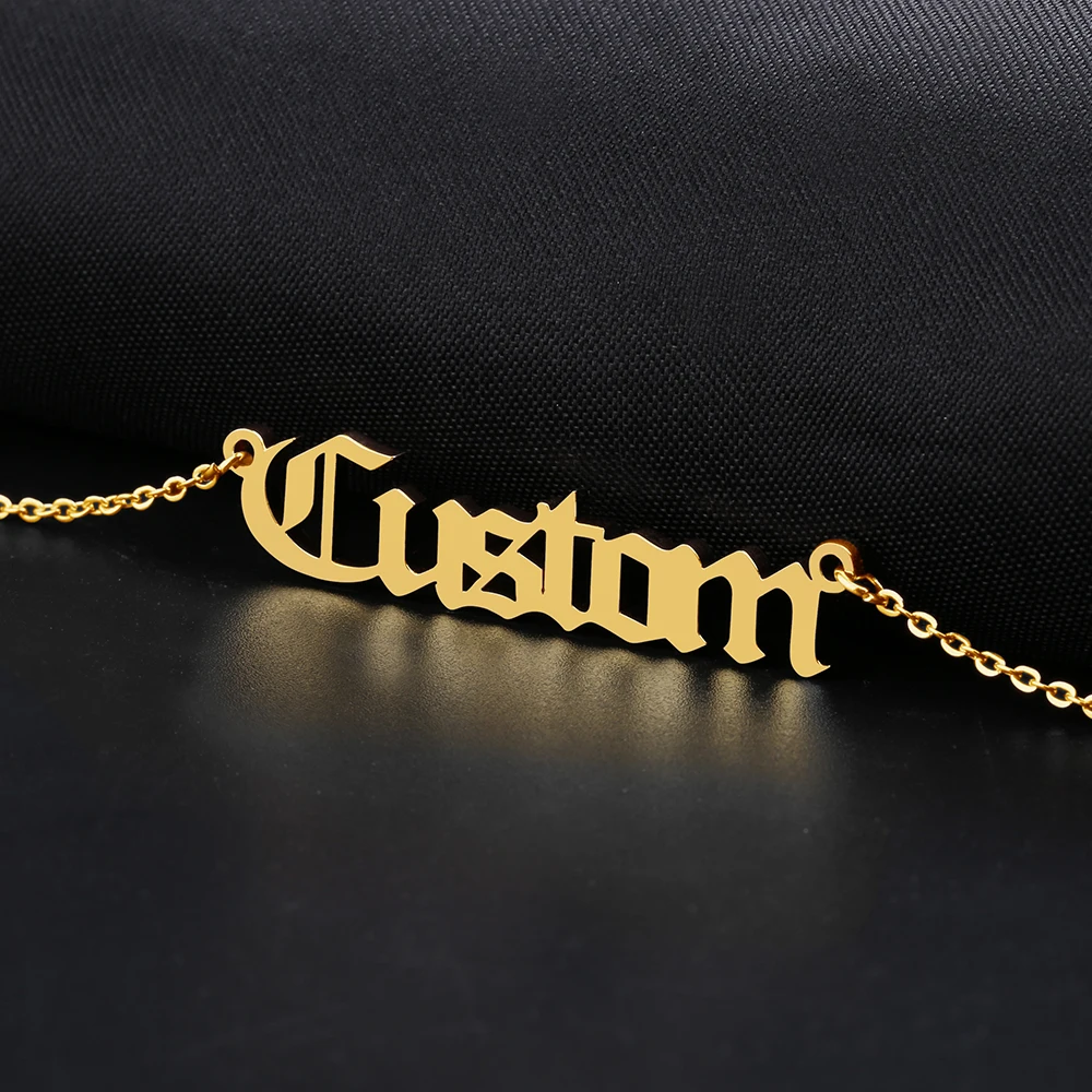 

Old English Nameplate Necklace Stainless Steel Personalized Name Necklaces women Pendants Romantic Couple valentine's day gift