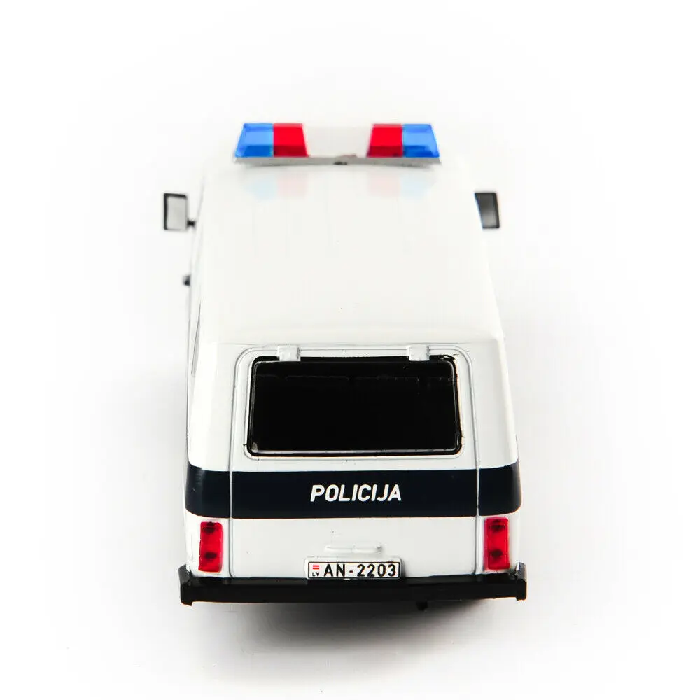 Alloy Diecast RAF-22038 Polices Car Russian Raf Car Ambulance Model Vehicles Collectible DeAGOSTINI 1/43  for Fans Holiday Gifts