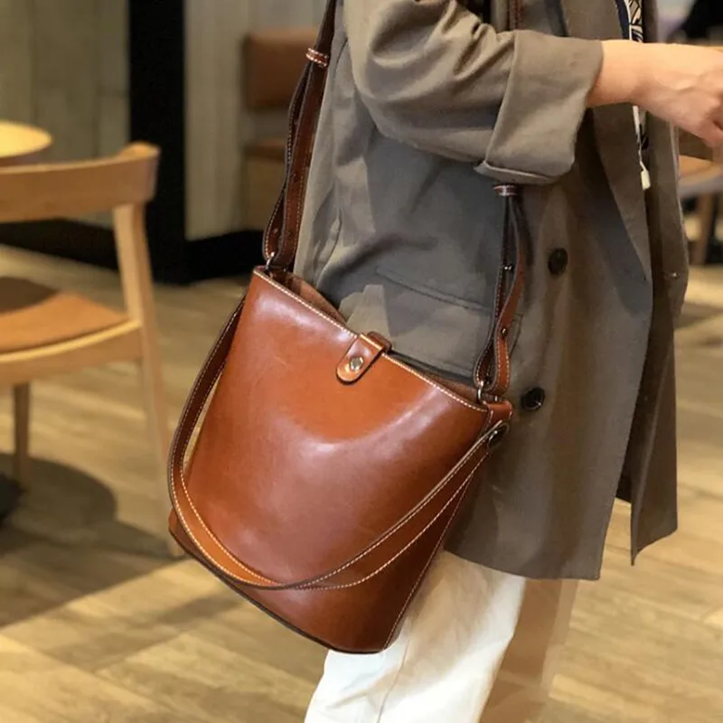 Fashion Women Handbag 100% Genuine Leather cowhide bucket bag lady Casual Tote Female Crossbody Messenger  2022 new bag