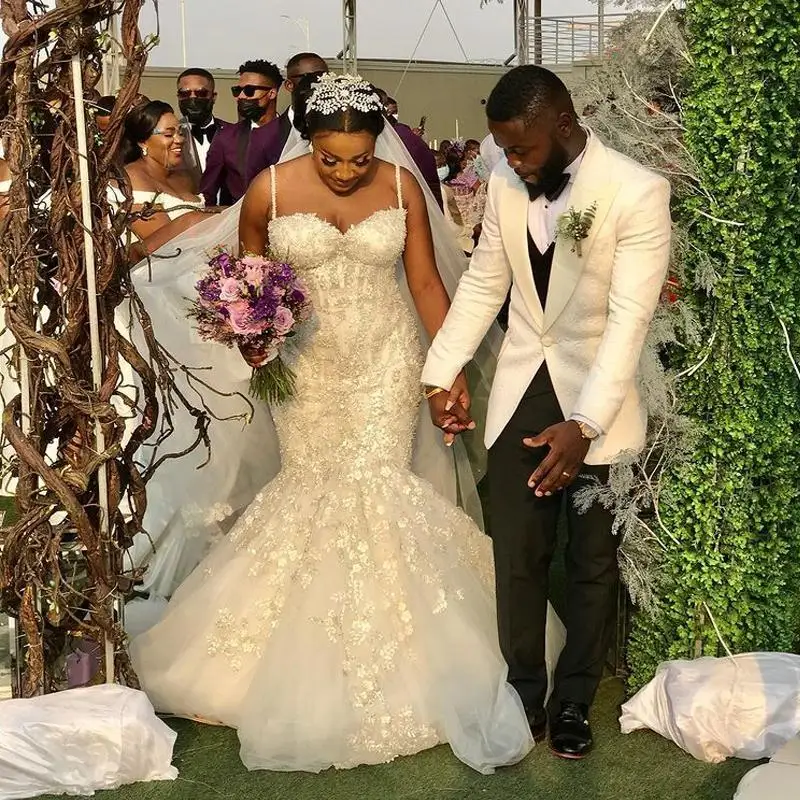 Robe Sirène Personnalisée avec Bretelles Spaghetti et Traîne de Balayage, Grande Taille, pour Patients de Mariage dans le Jardin