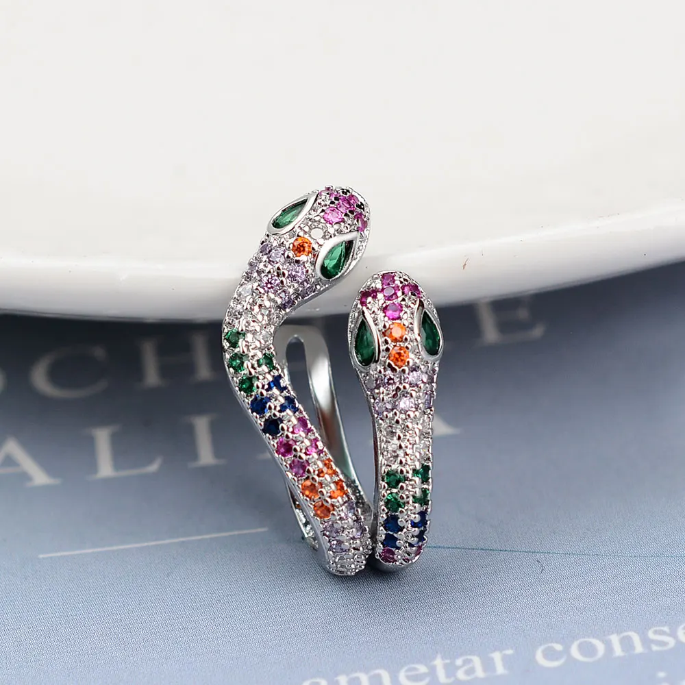 1Pcs New Two Headed Snake Studs Earrings For Women Vintage Rainbow Zircon Ear Bone Clip Punk Ear Cuffs Personality Jewelry Gifts