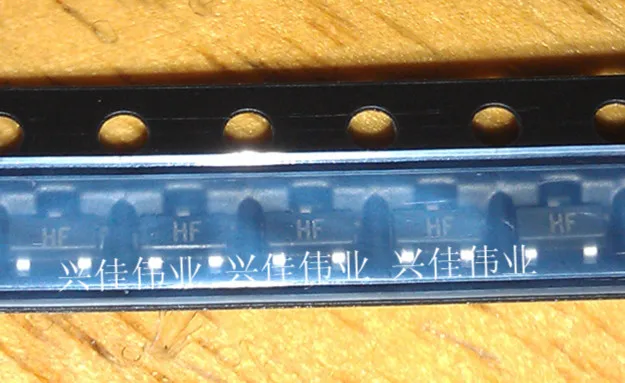 Original 100 piezas/2SC1815 C1815 HF SOT23