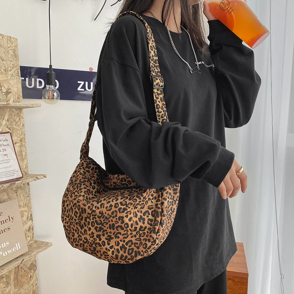 Moda leopardo impressão crossbody sacos para as mulheres 2020 casual lona sacos de ombro feminino meia lua saco do mensageiro hobos sac femme