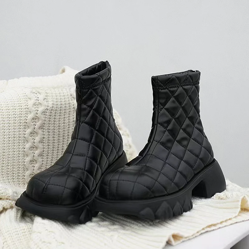 

2022 New Chelsea Boots Women Platform Ankle Boots Women Zipper Botas Mujer Platform Shoes Women Winter Fashion Botas de mujer