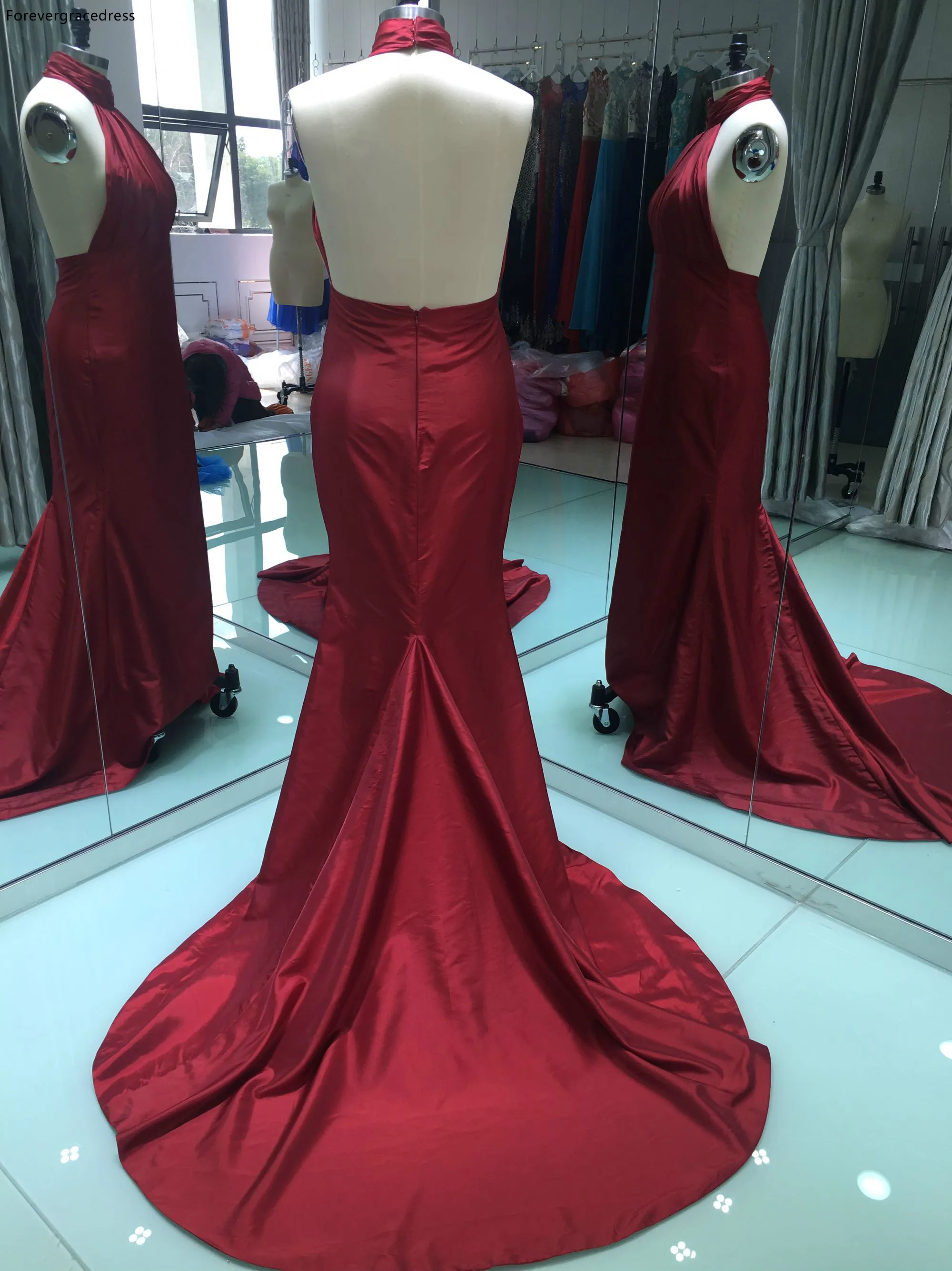 New Arrival Burgundy Colour Evening Dress Modest Long High Neck Backless Party Gown