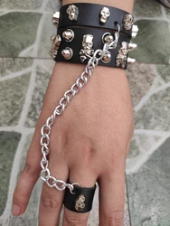 2 pz/set cinturino in pelle PU nero polsino goth cranio bar punk bracciali uomo keleton catena braccialetto cosplay può essere regolato gioielli