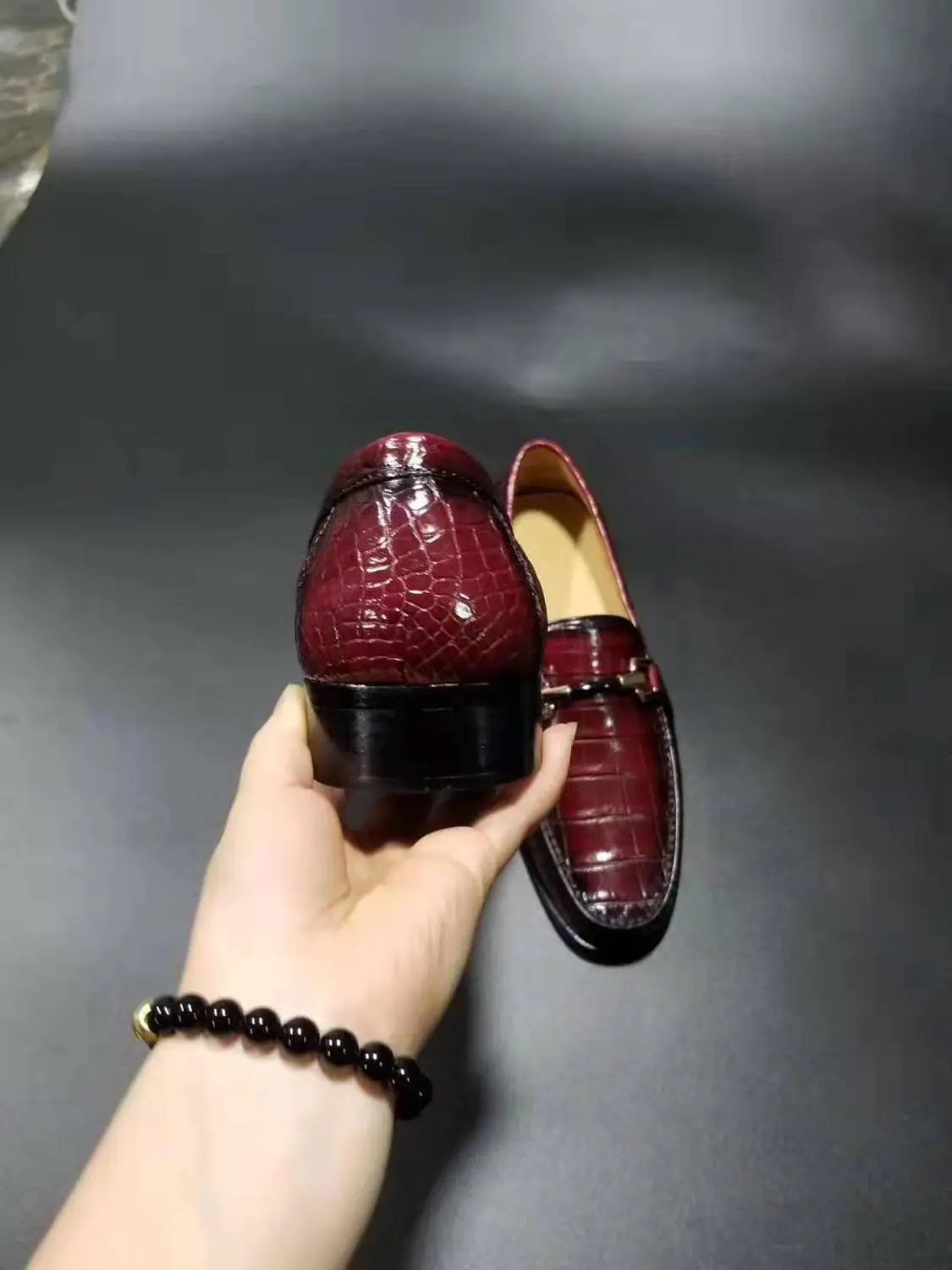 Mixed colors Shinny glossy red color 100% Genuine crocodile skin leather men fashion shoe with cow skin lining free ship