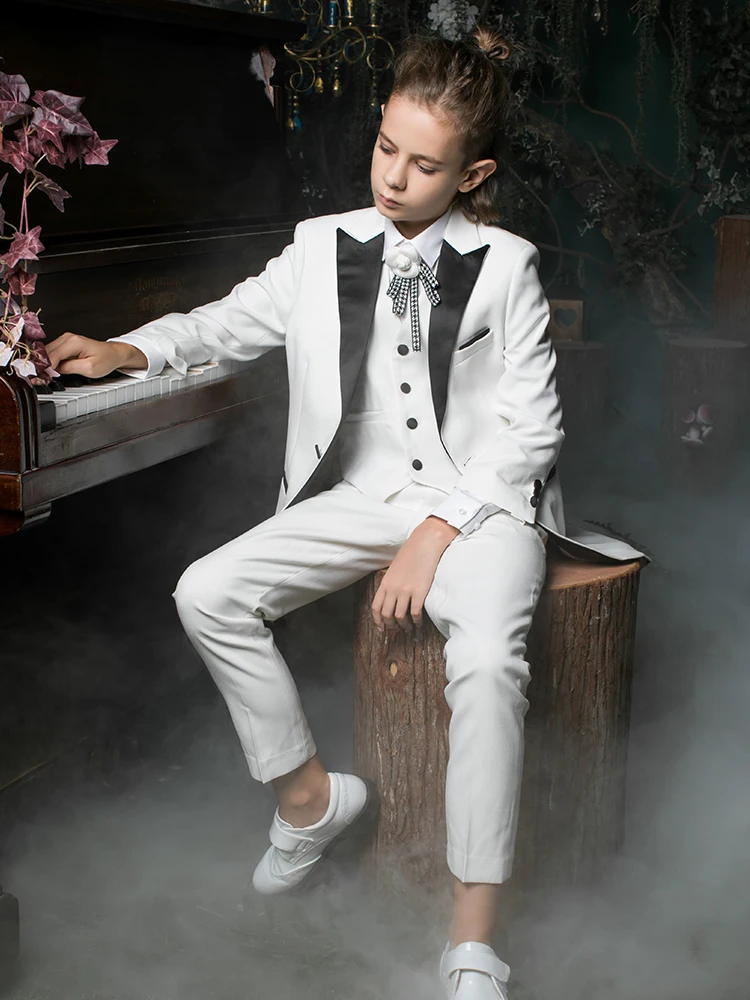 Custom Made White Ivory Boy Suits Fashion Slim Fit Kids Boy Wedding Party Prom Suit Black Lapel Formal Tailcoat Dress 3 Piece