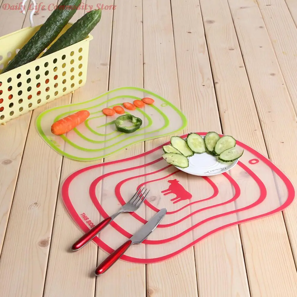 1Pc 20 x 16 x 0.08CM Kitchen Plastic Chopping Cutting Board Non-slip Frosted Breadboard Flexible Practical Durable Cooking Tool