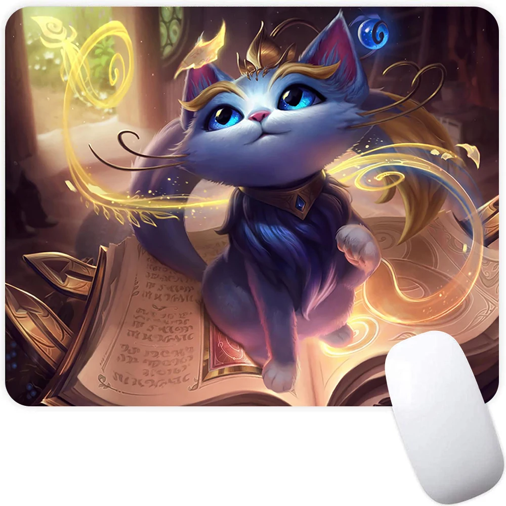 League of Legends Yuumi Small Gaming Mouse Pad Computer Office Mousepad PC Gamer Mouse Mat Laptop Mausepad Keyboard Mat Desk Pad