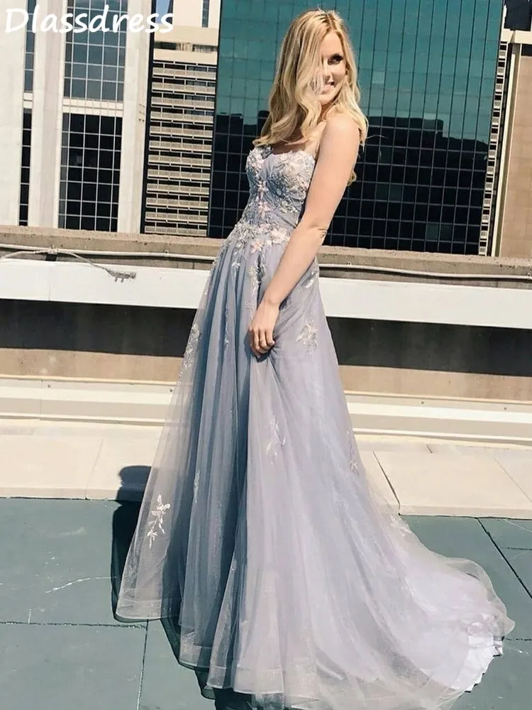 

2020 Gray Prom Dresses Spaghetti Strap A-line Elegant Sweep Train Illusion Applique Backless Evening Dresses коктейльные платья