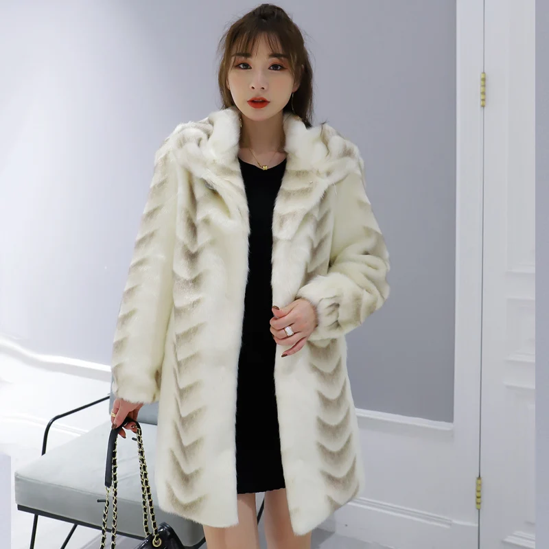 2020 New Leather And Fur Mink Woman White Mink Long Fur Overcoat Mink Loose Coat