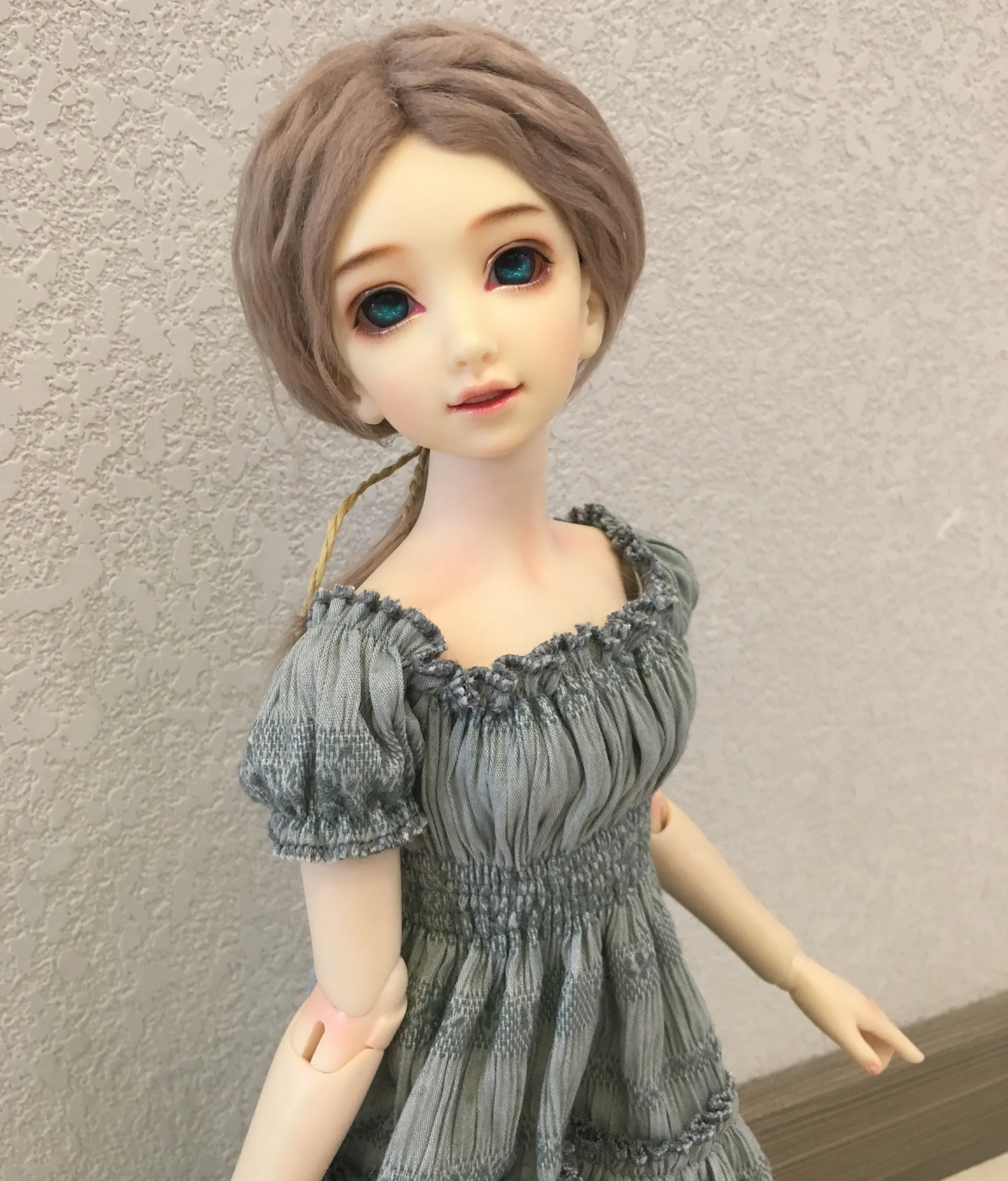 

BJD / SD dolls unoa doll1 / 4 included eyes high quality with transparent horns and palm