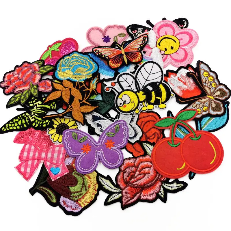 

32/models Flower Fruit Badges Clothe Embroidery Patch Applique Ironing Clothing Sewing Supplies Decorative Patches For Clothing