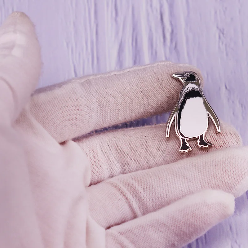 Cute Penguins Baby Cartoon Brooch Interesting Metal Enamel Badge Collect Denim Jacket Backpack Pin Children Fashion Jewelry Gift