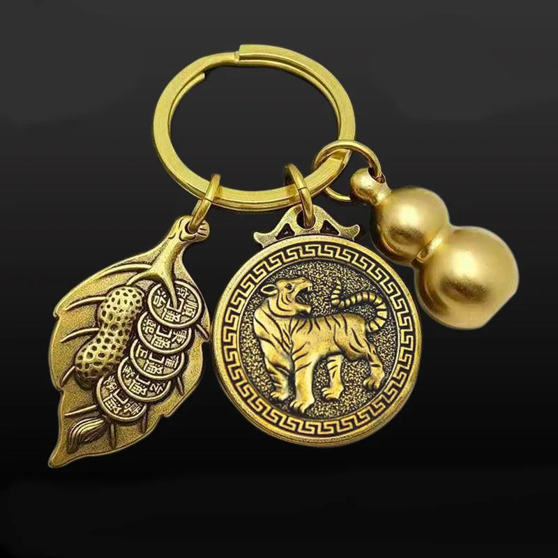 Vintage Brass Zodiac Animal Keychain Pendant Pure Copper twelve Zodiac Car Keychain Pendant Jewelry Fashion Keychain