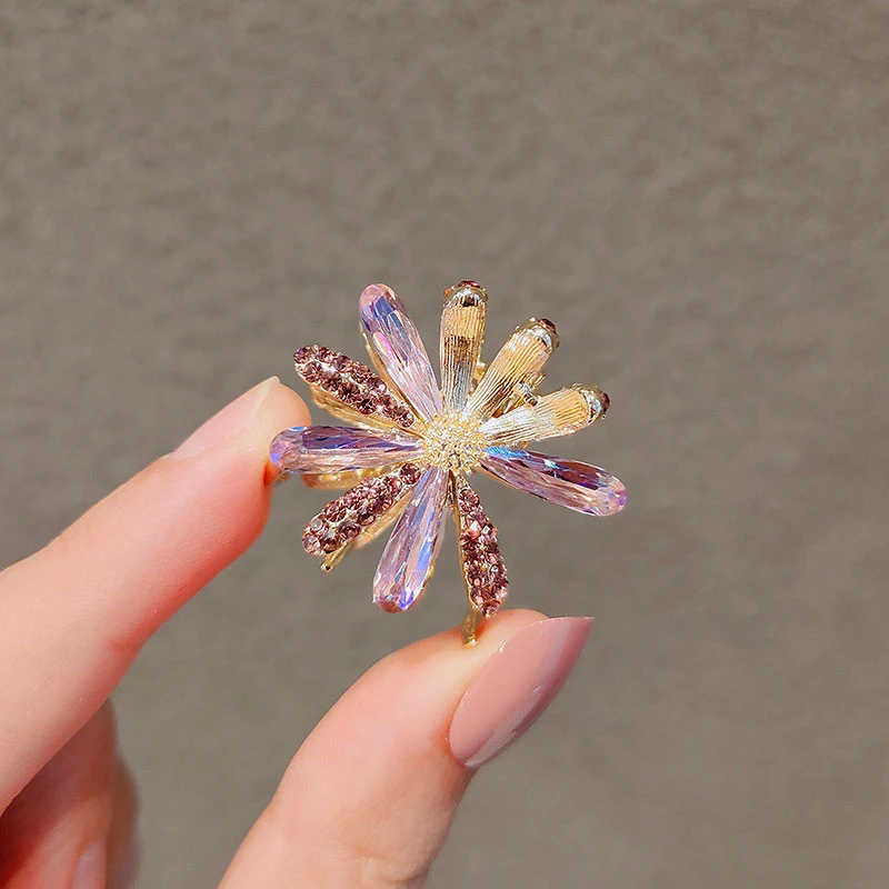 Elegant Imitation Crystal Daisy Hairpin Grasping Clip Sen Flower Bangs Clip Hair Grasping The Back Of The Head