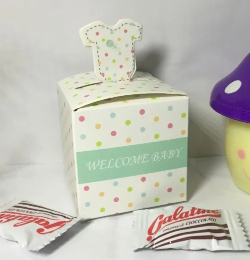 (100Pcs/Lot) Charming polka-dotted layette Baby shower Party Favor for baby birthday gift box and baby souvenirs candy box