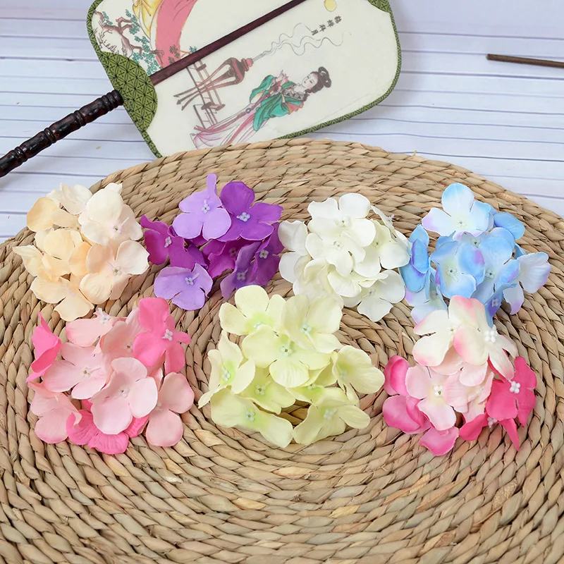 

Artificial Hydrangea Flower Decoration, Candy Box Corsage, Dress Hat with Fake Flower Head, DIY Flower Wall Decoration, 9 Heads