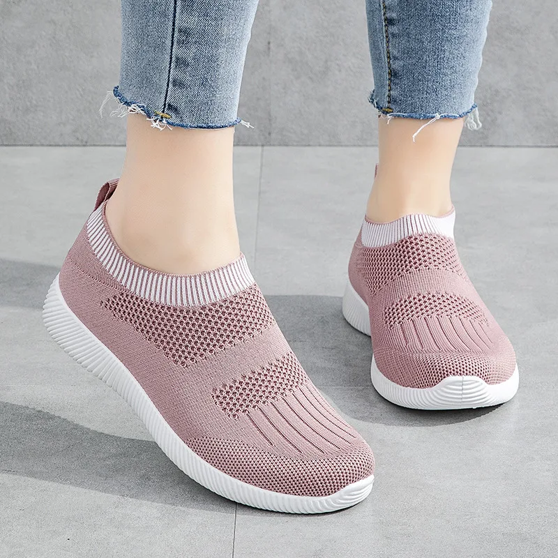 High Quality Women Sneakers Slip On Flats Shoes Women Loafers Plus Size 43 Walking Flat Women Vulcanized Shoes56bn