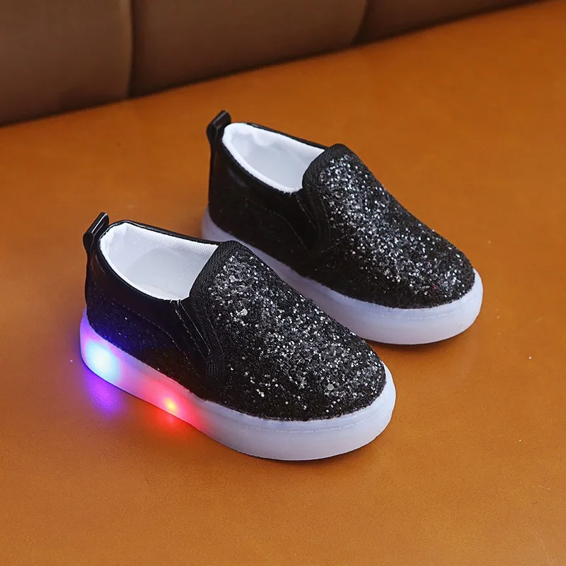 Sneaker Slip-On per bambini illuminate scarpa leggera per paillettes 2019 Sneakers per bambini scarpe autunnali a Led per ragazzi 1 2 3 4 5 6 anni