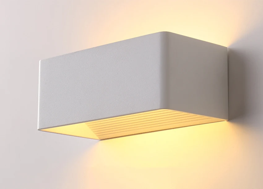 Imagem -02 - Lâmpada de Parede Led Interior 220v Led Luminária Corcorredor Quadrado Wall Sconce Quarto Led Wall Lights Branco Preto Cor