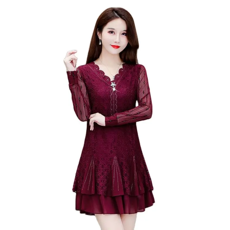 

2022 Tunic Tops Hot Sales Women Long Sleeve Lace Bottoming Shirt Elegant Office Lady Hollow Out Crochet Blouse Women Blusas 5XL