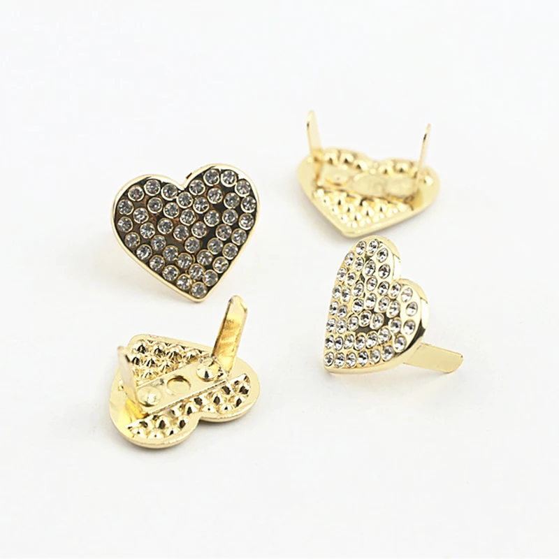 2pcs Metal Heart Shape Rhinestone Buckle Fashion Shoes Clip Clasp for Bag Garments Shoes Hardware DIY Leather Craft Accessories