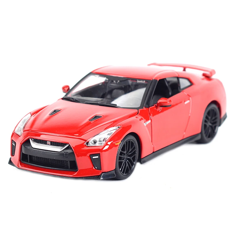 Bburago-coche deportivo de juguete para Nissan 2017, vehículo de fundición estática, modelo coleccionable, 1:24, GT-R