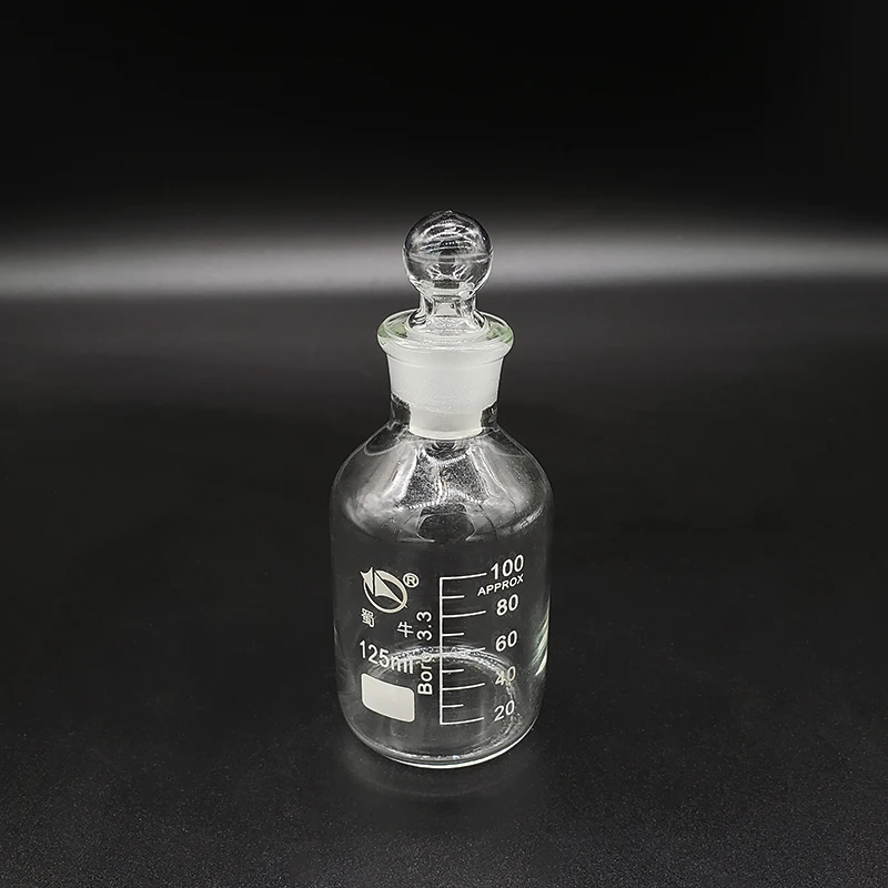 

Reagent bottle,Narrow neck with standard ground glass ball stopper,Clear,Boro. 3.3 glass,Capacity 125ml,Sample Vials