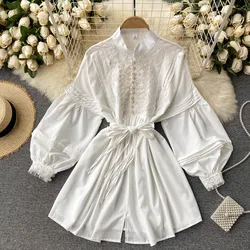 Court Style Belt Lace Up Mini Dress 2022 Stand Collar Embroidery White Long Sleeve Slim Retro Lantern Sleeve Pleated Party Dress