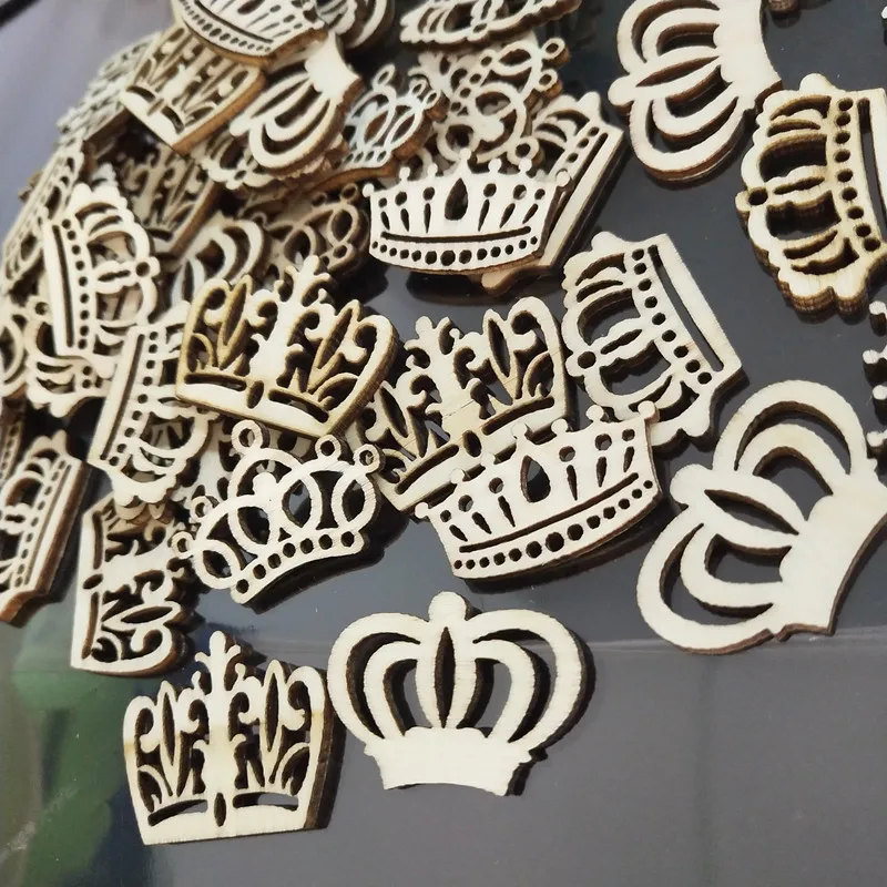 50pcs Wooden Cartoon Hollow Out Crown Shapes Crafts Cutouts Wood Embellishments Wood Ornament Manual Accessories for DIY Art