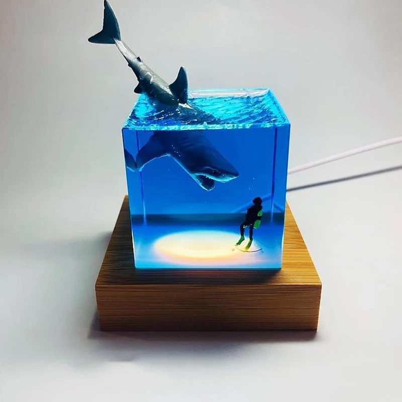 C2 Night Light Shark Diver Decoration Novelty Table Lamp Gift for Children 3D LED Bedroom Room Decor Bedside For Home Office