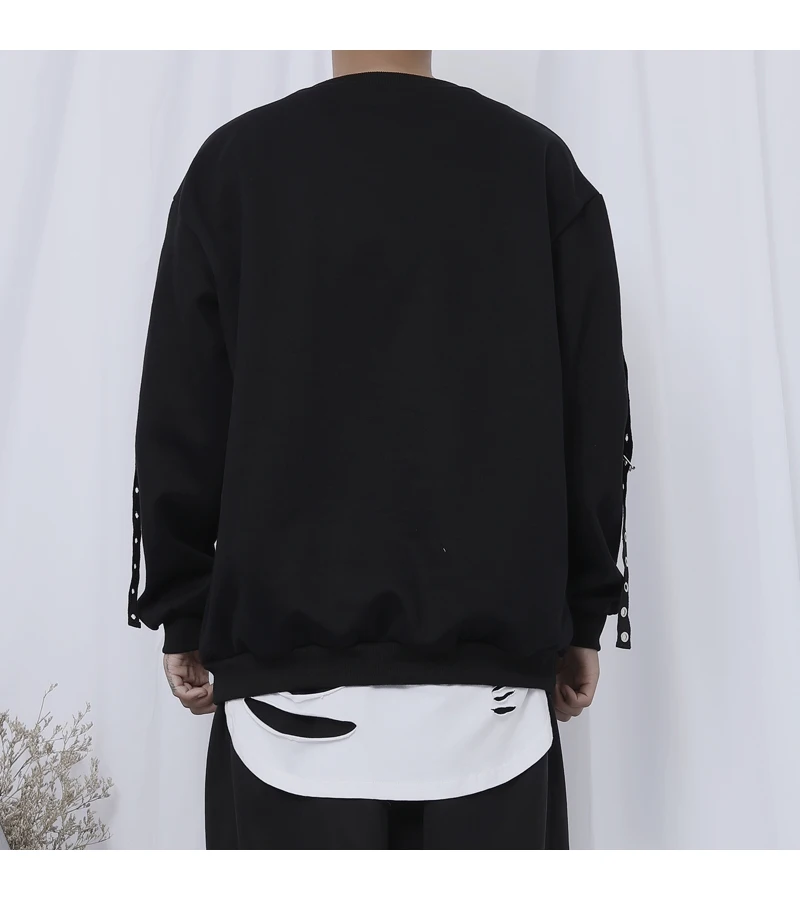 New Men's Long Sleeved Sweater Black Slim Fit Spring And Autumn New Personalized Thick Pullover Rivet Design Round Neck