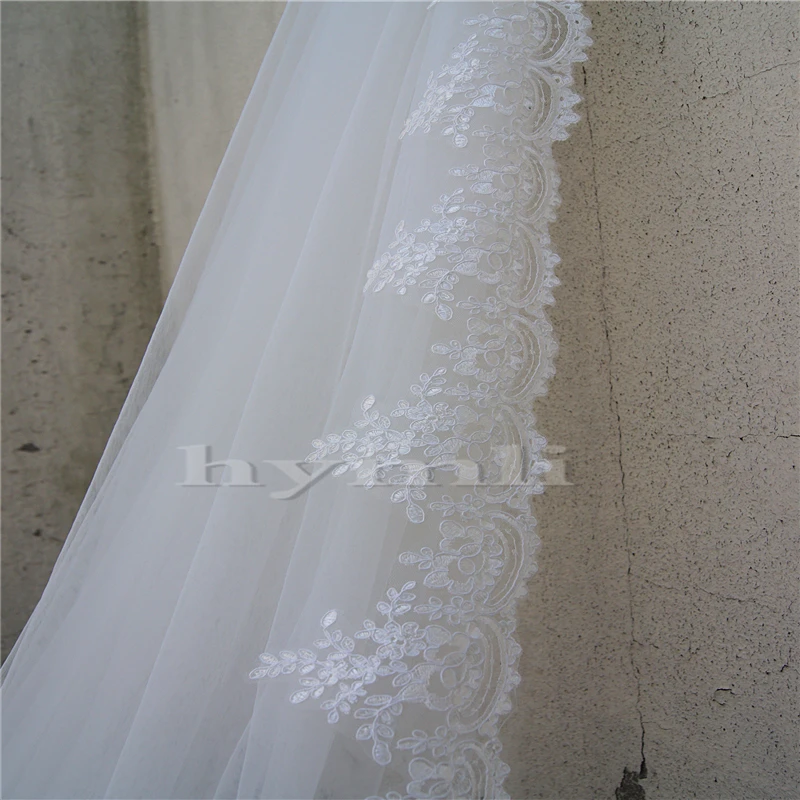 Voile de mariée en dentelle, 1 couche, 300cm de long ,280cm de large, en peigne métallique blanc, blanc cassé, ivoire