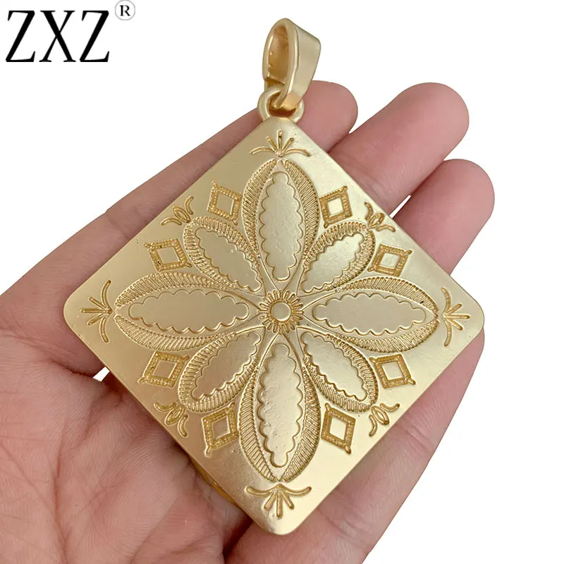 

ZXZ 2pcs Matt Gold Tone Boho Bohemia Square Flower Charms Pendants for DIY Necklace Jewelry Making Accessories