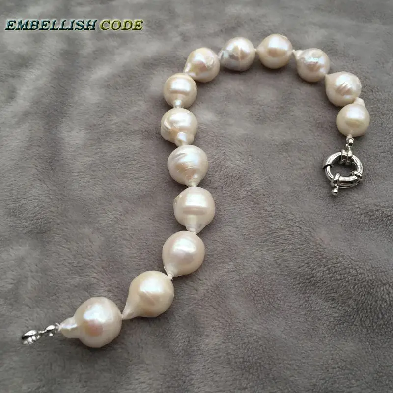 Normal size white color baroque pearls Bracelet tissue nucleated flame ball pear shape freshwater pearl special for lady