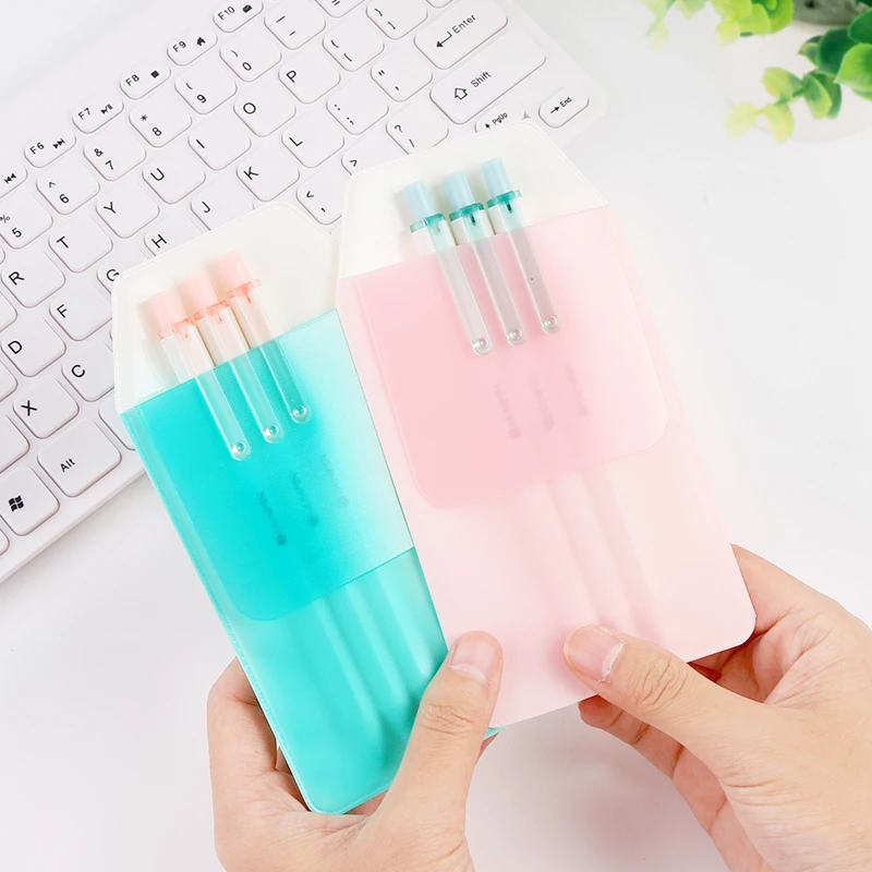 NEW PVC Pen Pocket Nurse Doctor Dedicate Christmas Gift Flower Pattern Flap Vinyl PVC Pocket Pen Holder for Pen Leaks Protector