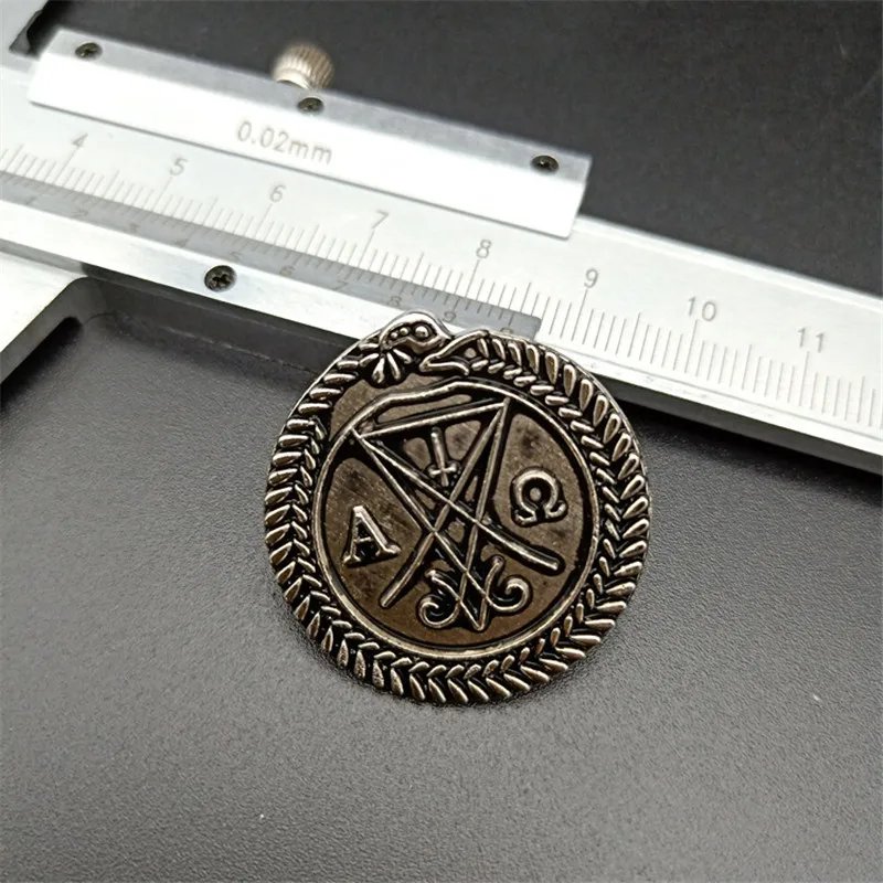 

Lucifer Morning Star Satanic Pentecostal Coin Specie Cosplay Accessories Prop Metal Brooch