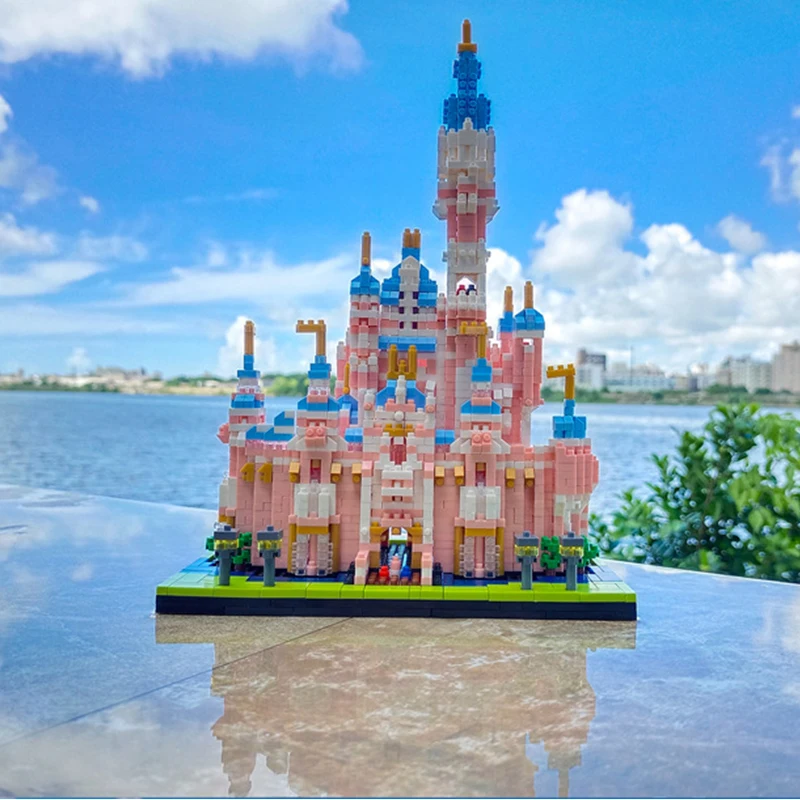 

MOC 2710pcs Creative Architecture Micro Daimond Blocks City Pink Dream Castle Building Bricks Toys Assemble Nanobricks gifts