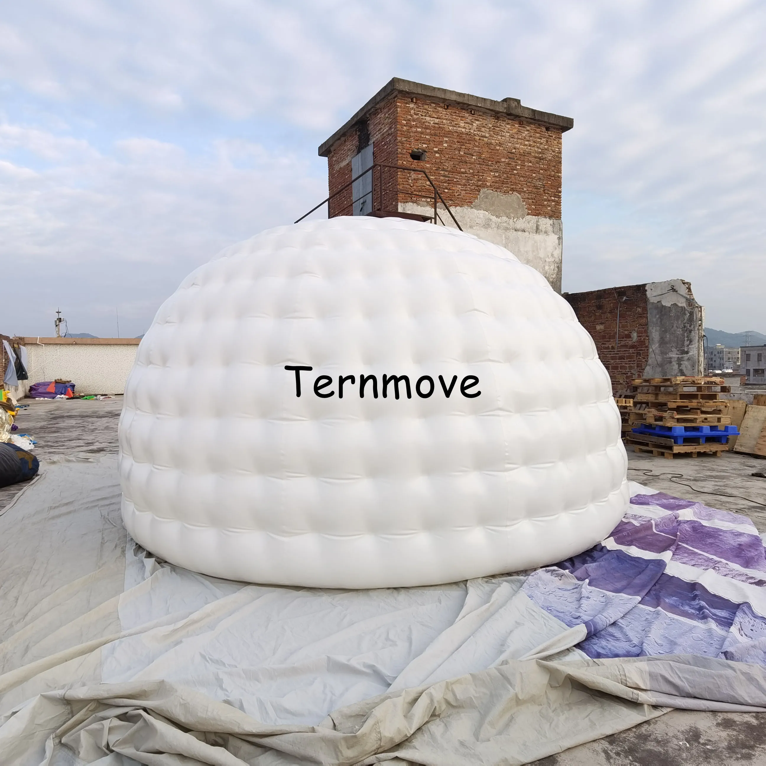 Tenda luna a cupola gonfiabile con supporto aereo con consegna gratuita, sala espositiva bianca per tende igloo gonfie per matrimoni/feste