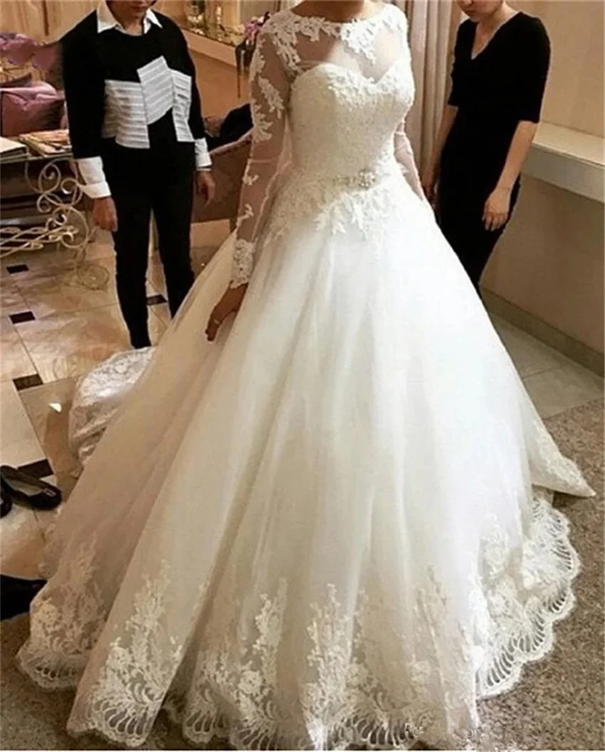 Robe De mariée en dentelle personnalisée, effet d'illusion, col rond, manches longues, balayage, traine, bal, 2022