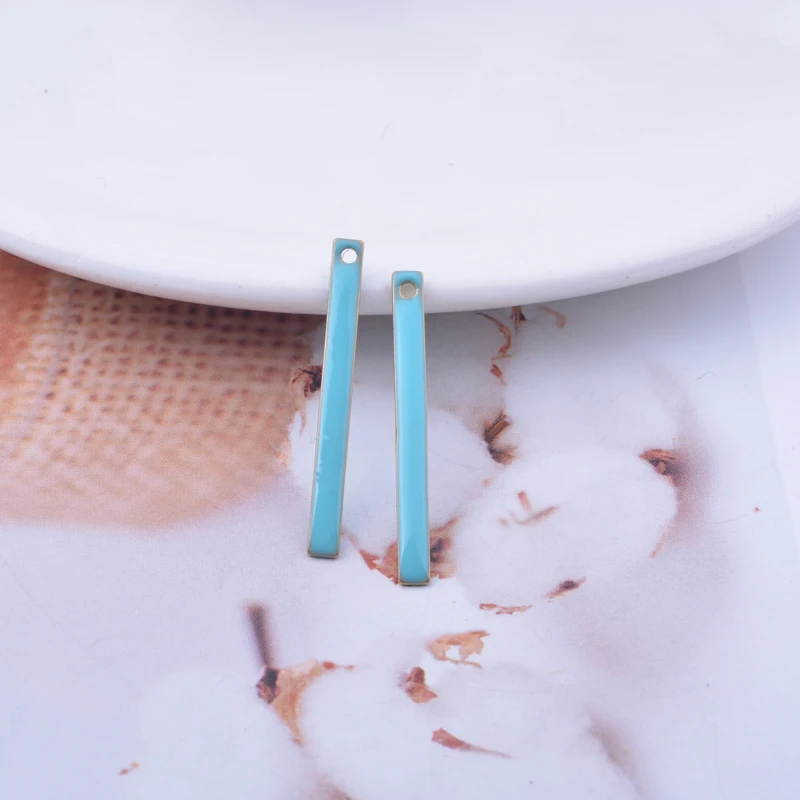 30 Stück 3*30mm Kupfer Beidseitig Rechteckige Anhänger mit Emaille für Ohrringe und Anhänger – Detail 6
