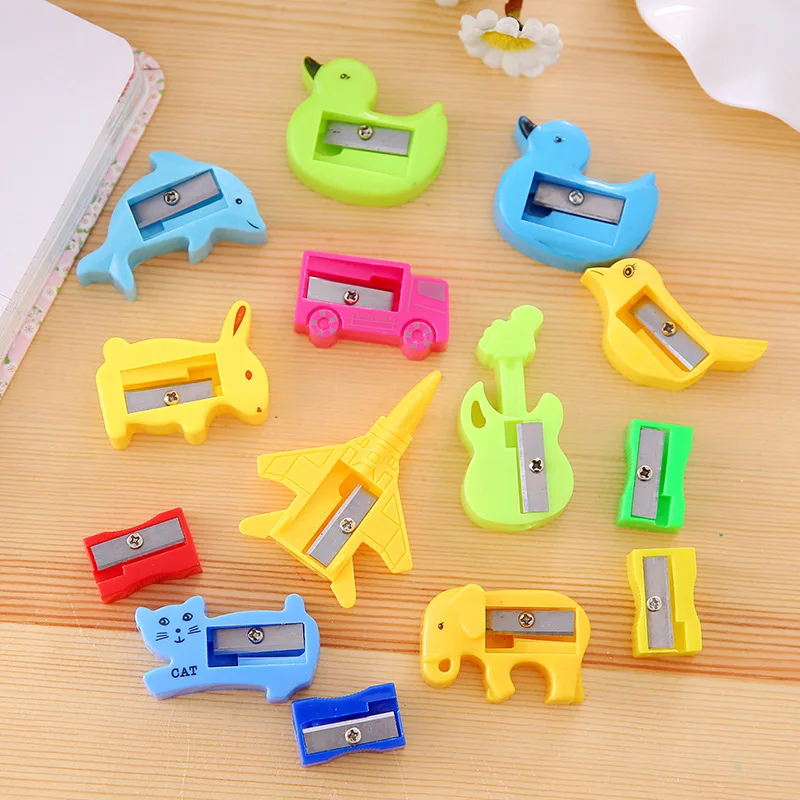 30 Pcs Cartoon Katze Bleistift Shapper Kaninchen Kleine Bleistift Spitzer Student kinder Preise Büro Studie Werkzeuge Briefpapier Großhandel