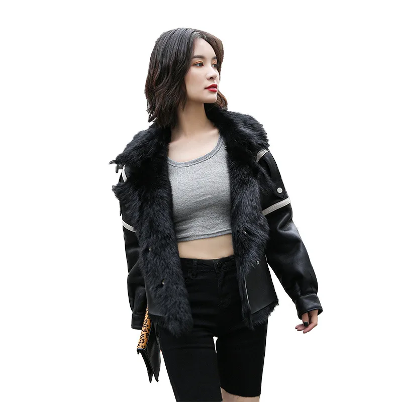 

Hot Selling Women Tuscany Sheep Fur Overcoat Sheared Lamb Fur Coat Thick Loose Double Breasted Sheepskin Coats