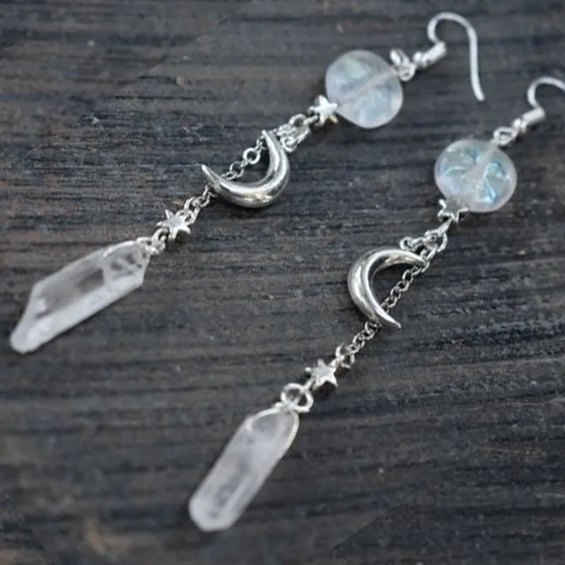 

Celestial earrings,Moon Earrings,Moon Goddess Earrings,witch earrings,winter solstice,Festival,quartz Earrings